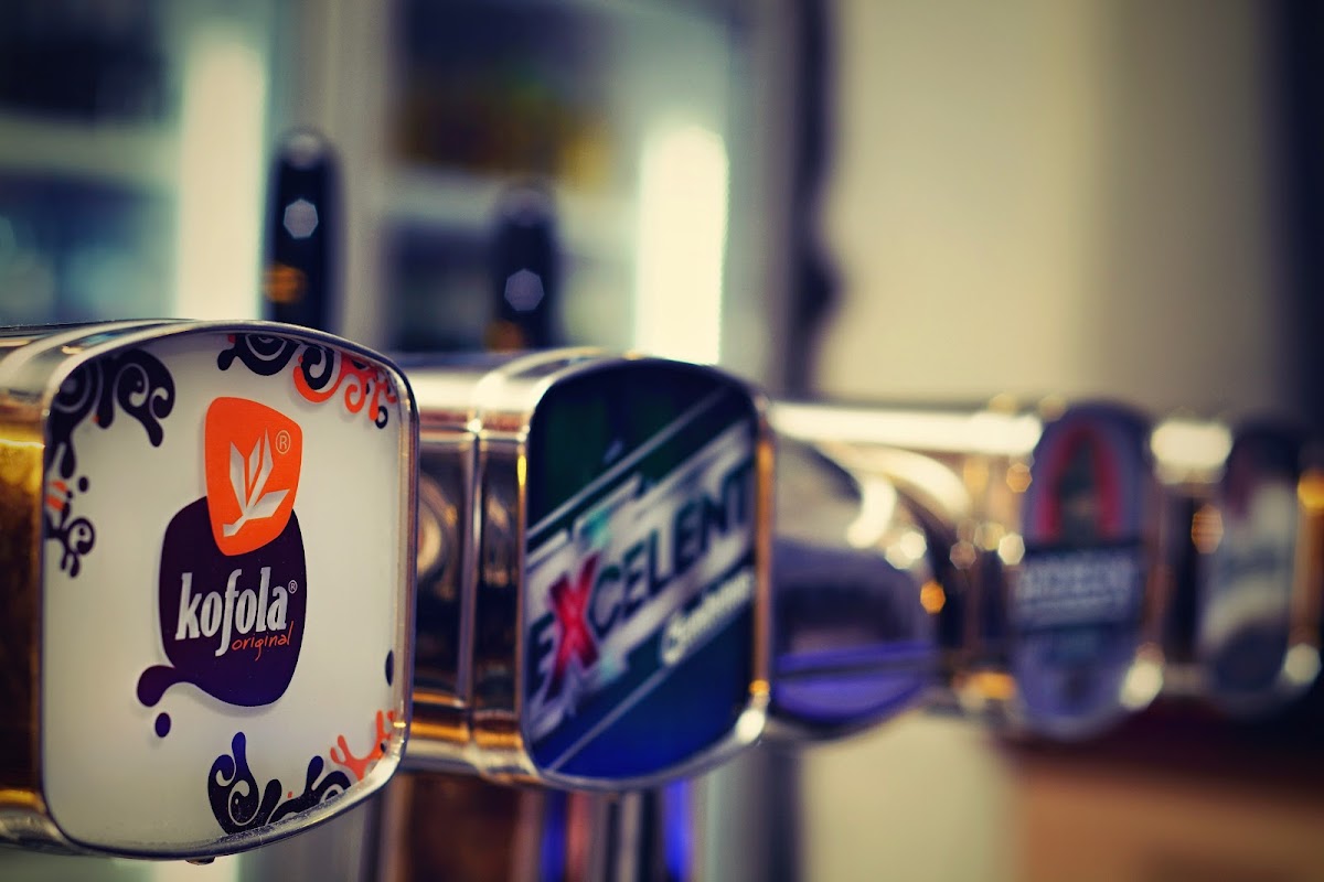 The Legends - Restaurant & Pub Photos 2